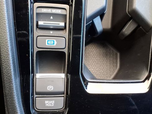 Used 2024 Honda Accord Sport image 30