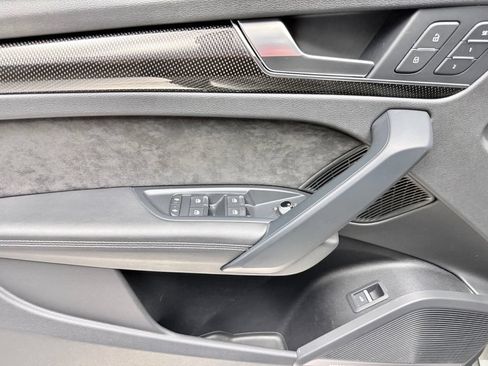 Used 2020 Audi SQ5 Premium Plus w/ Premium Plus Package AWD/4WD image 15