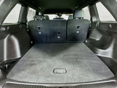 Certified 2024 Jeep Grand Cherokee Limited image 37