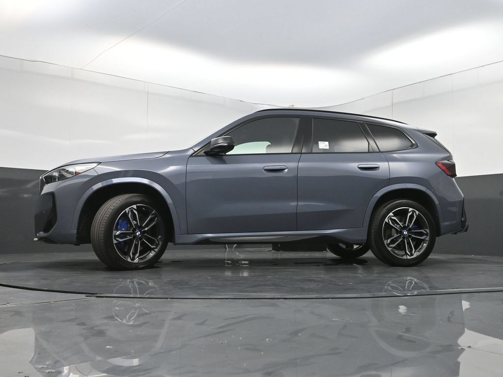 Used 2025 BMW X1 M35i AWD/4WD image 27