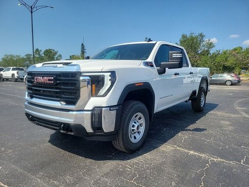 New 2025 GMC Sierra 2500 Pro w/ Convenience Package image 2