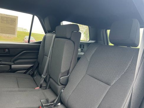 Used 2025 Toyota 4Runner SR5 image 20