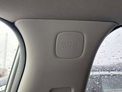 Used 2022 Subaru Crosstrek 2.0i image 24