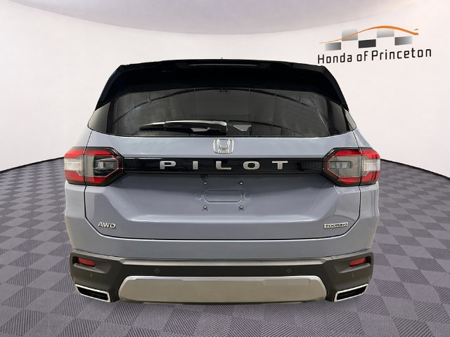 New 2026 Honda Pilot Touring image 4