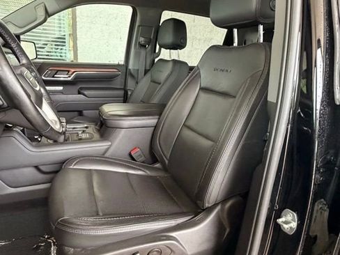 Used 2023 GMC Sierra 1500 Denali w/ Technology Package AWD/4WD image 2