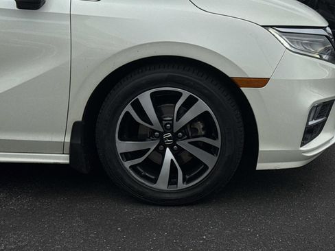 Used 2019 Honda Odyssey Elite image 5