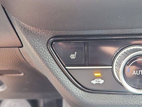 Used 2026 Honda HR-V EX-L image 17