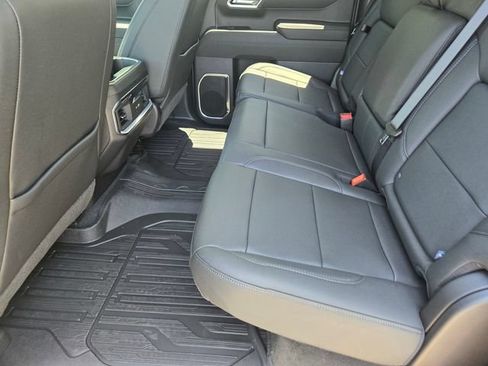 New 2026 GMC Sierra 1500 Elevation w/ Elevation Premium Package AWD/4WD image 7