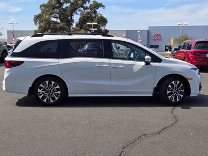 New 2026 Honda Odyssey Elite