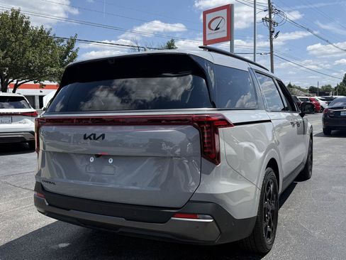 Used 2026 Kia Carnival SX Prestige FWD image 47