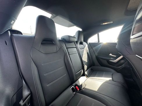 Used 2022 Mercedes-Benz CLA 250 image 24