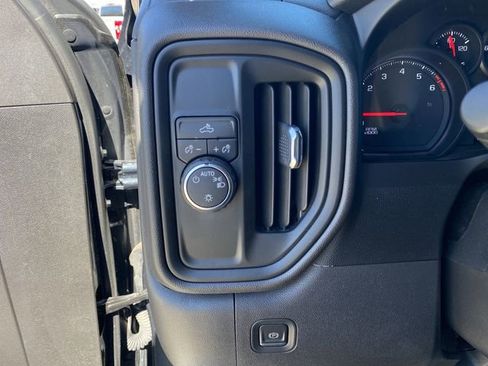 Used 2021 Chevrolet Silverado 1500 Custom image 19