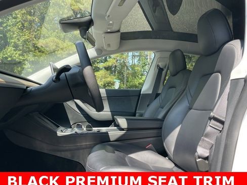 Used 2021 Tesla Model Y Long Range image 2