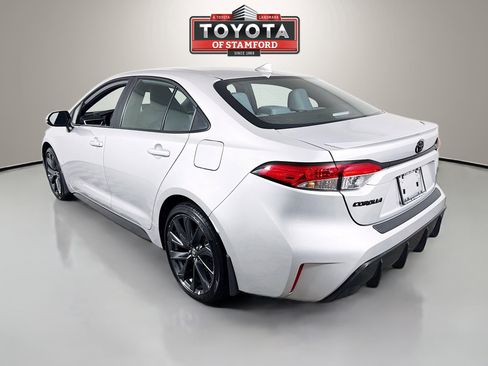 Certified 2025 Toyota Corolla SE image 5