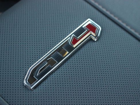 New 2026 GMC Sierra 2500 AT4 w/ AT4 Premium Plus Package image 16