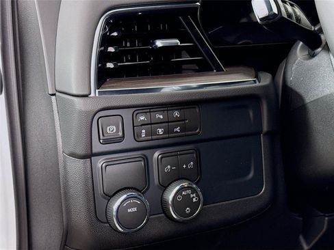 Used 2026 Chevrolet Tahoe LS image 10