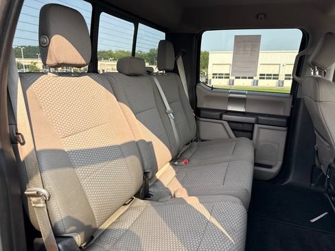 Used 2018 Ford F250 XLT w/ XLT Premium Package AWD/4WD image 14