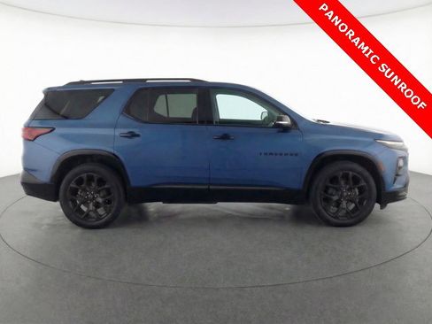 Used 2024 Chevrolet Traverse RS image 6