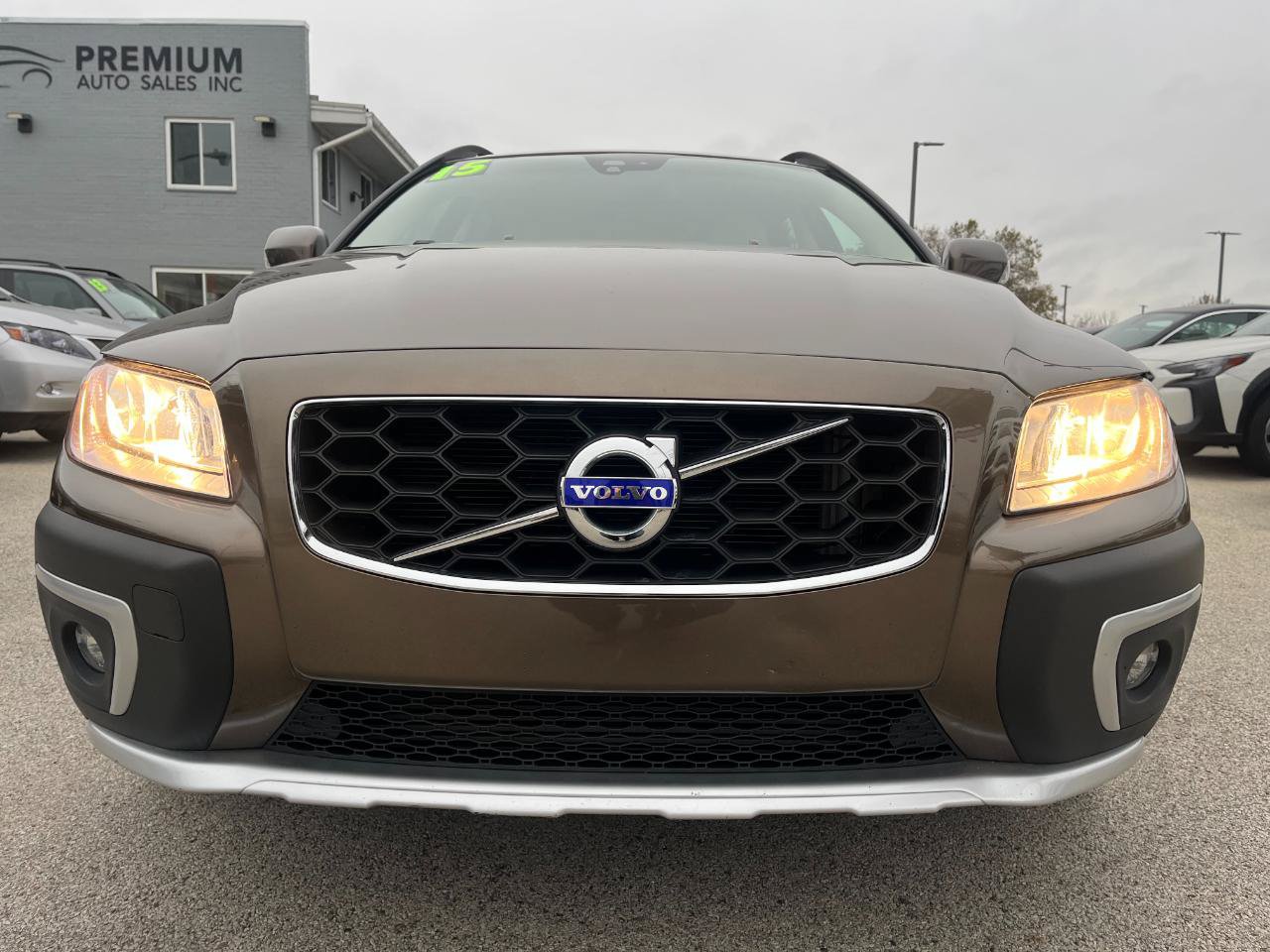 Used 2015 Volvo XC70 T6 Premier Plus AWD/4WD image 9