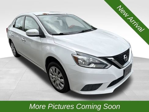 Used 2016 Nissan Sentra S FWD image 1