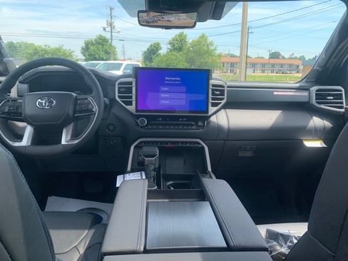 New 2026 Toyota Tundra Platinum AWD/4WD image 25
