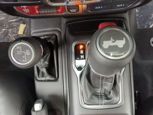 New 2026 Jeep Wrangler Unlimited Rubicon image 9