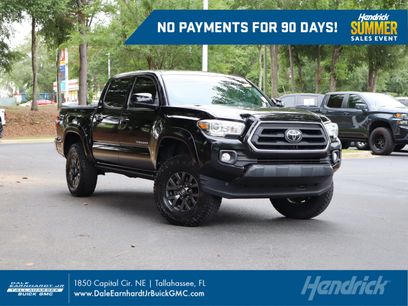 Used 2020 Toyota Tacoma SR5 w/ SR5 Appearance Package (SM)