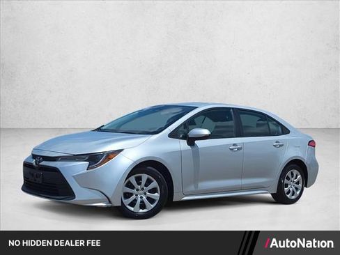 Used 2024 Toyota Corolla LE FWD image 1