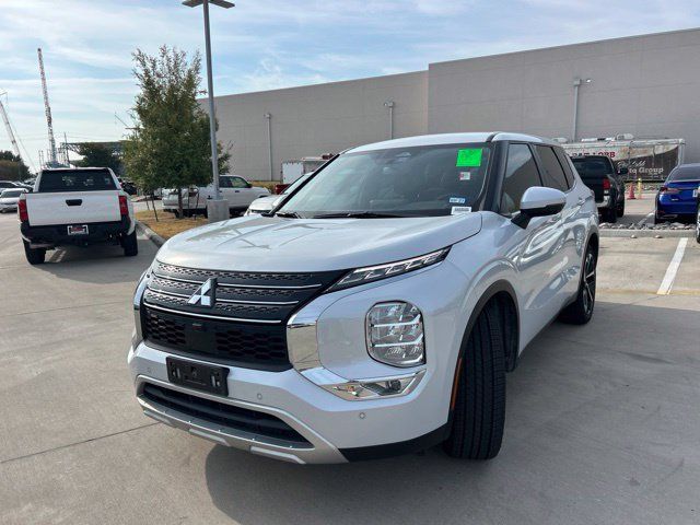 Used 2024 Mitsubishi Outlander SE FWD image 7
