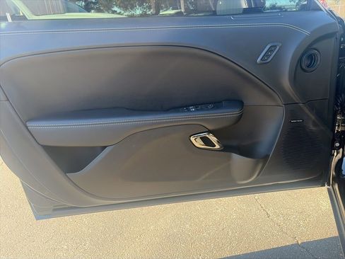 Used 2023 Dodge Challenger SRT Hellcat image 13