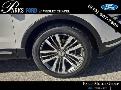 Certified 2018 Ford Explorer Platinum image 34