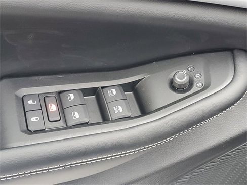 New 2026 Jeep Grand Cherokee Altitude AWD/4WD image 17