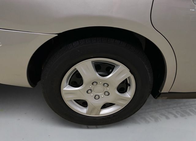 Used 2007 Buick LaCrosse CX FWD image 17