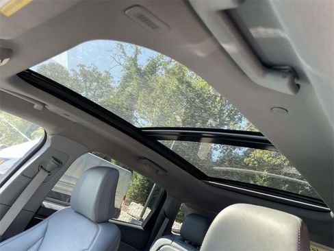 Used 2022 Lincoln Nautilus Reserve w/ Equipment Group 201A image 19