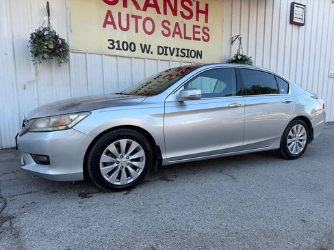 Used 2014 Honda Accord Touring image 8