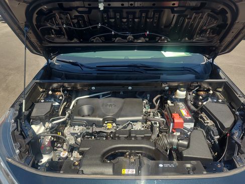 Certified 2019 Toyota RAV4 Limited w/ Advanced Technology Package AWD/4WD image 33