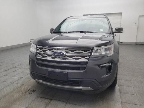 Used 2018 Ford Explorer XLT w/ Equipment Group 202A FWD image 15