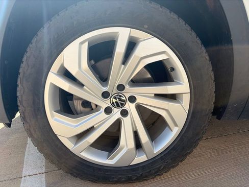 Used 2021 Volkswagen Atlas SE FWD image 15