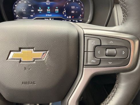 Used 2023 Chevrolet Suburban Premier AWD/4WD image 20