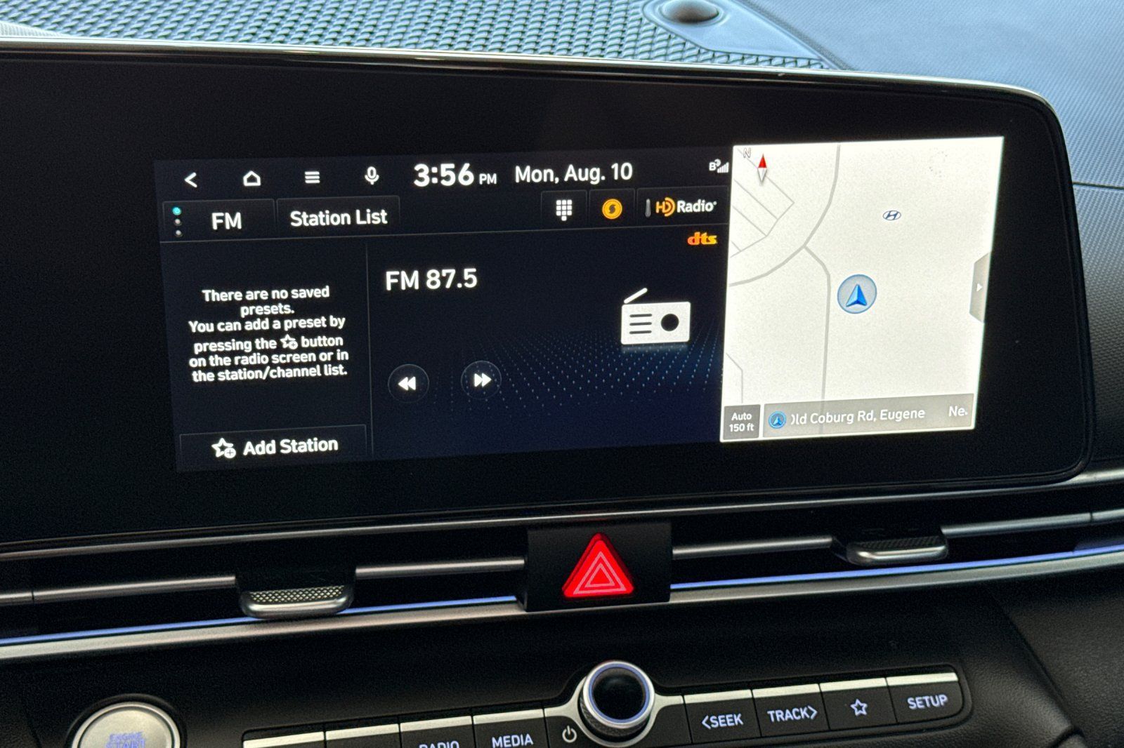 Used 2025 Hyundai Elantra Limited FWD image 19