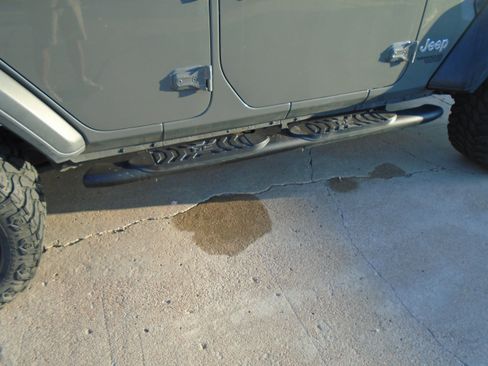 Used 2021 Jeep Wrangler Unlimited Sport AWD/4WD image 9