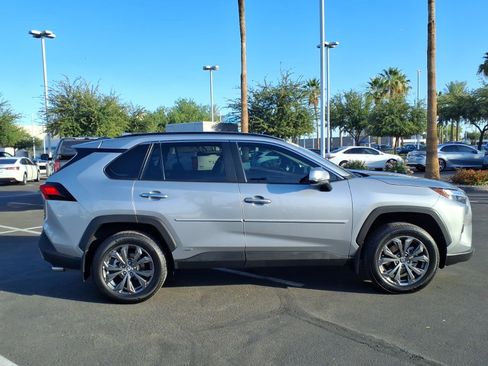 Certified 2023 Toyota RAV4 Limited AWD/4WD image 3