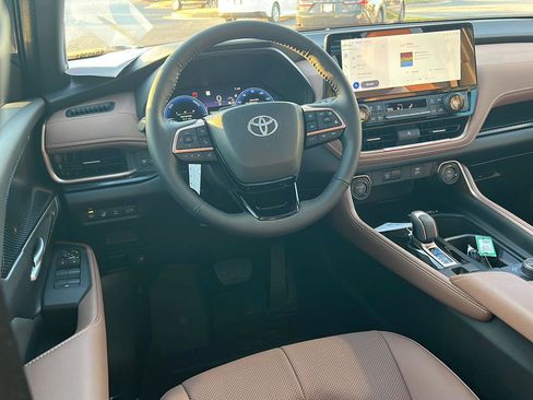 New 2026 Toyota Grand Highlander AWD Hybrid image 20