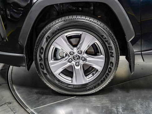 Certified 2025 Toyota RAV4 LE AWD/4WD image 10