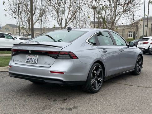 Used 2023 Honda Accord Sport image 7