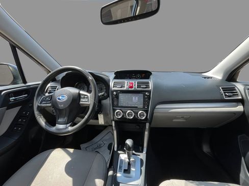 Used 2016 Subaru Forester 2.5i Limited AWD/4WD image 9