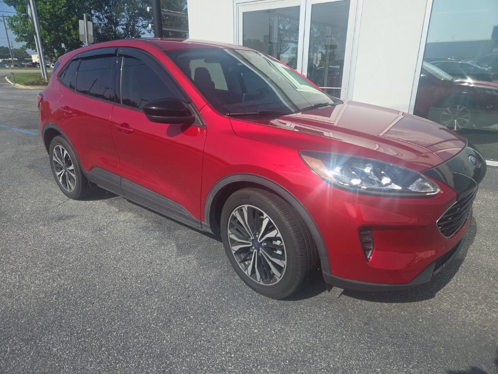 Used 2022 Ford Escape SE w/ SE Sport Appearance Package FWD image 31