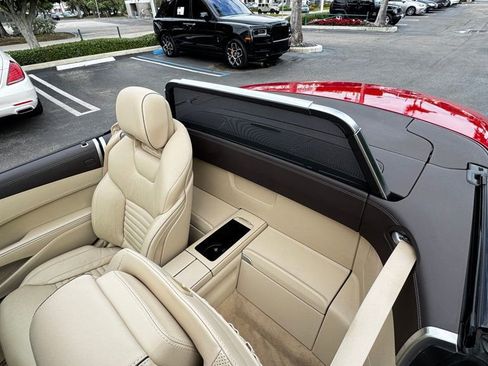 Used 2013 Mercedes-Benz SL 550 image 16