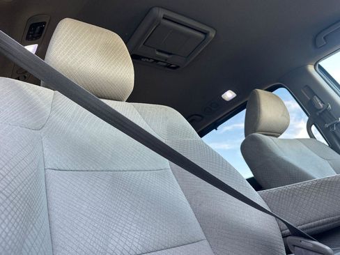 Used 2016 Honda Odyssey SE image 19