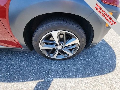 Used 2018 Hyundai Kona Limited image 18